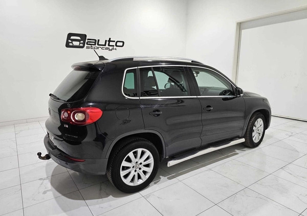 Volkswagen Tiguan cena 25900 przebieg: 226137, rok produkcji 2008 z Brodnica małe 301